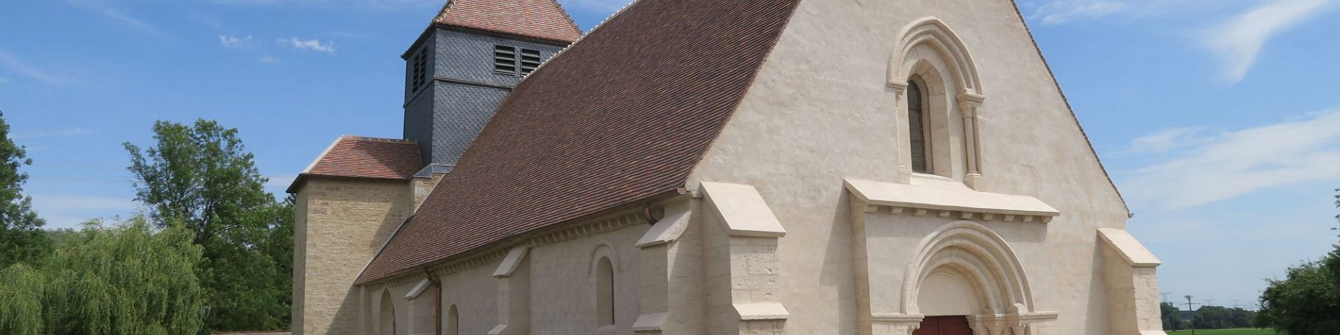 Villy-le-Moutier - Eglise Saint-Révérien (21)